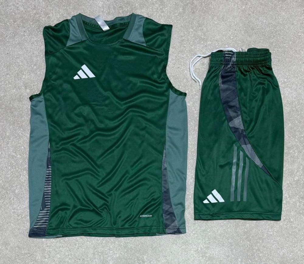 كت وشورت اديداس