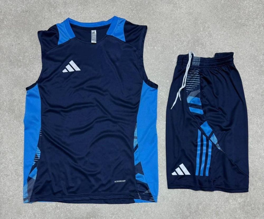 كت وشورت اديداس